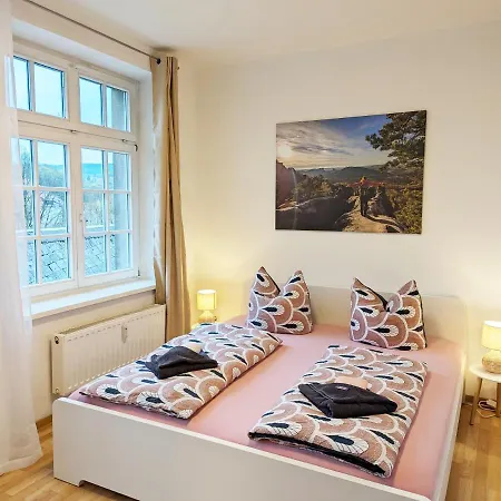 Lichtdurchflutete Helle Mit Garten Sauna & Pool - Hw3