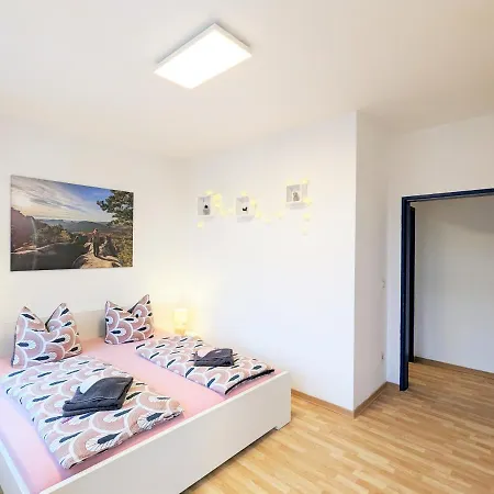 Lichtdurchflutete Helle Mit Garten Sauna & Pool - Hw3 *
