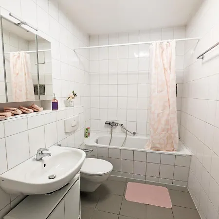 아파트 Lichtdurchflutete Helle Mit Garten Sauna & Pool - Hw3