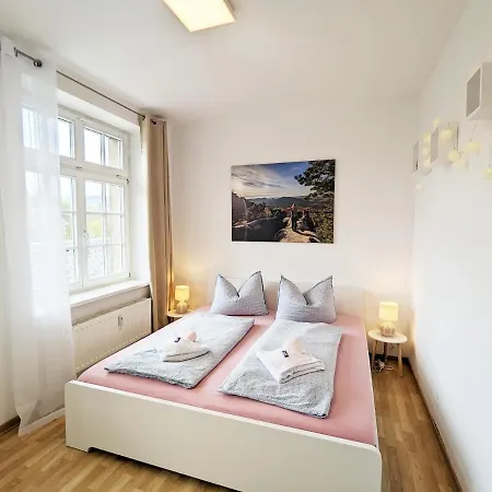Lichtdurchflutete Helle Mit Garten Sauna & Pool - Hw3 *